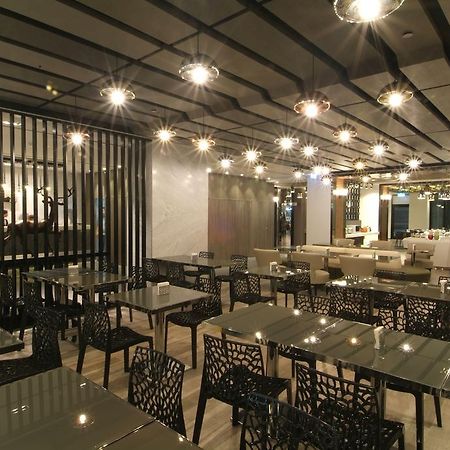 The Cloud Hotel Taichung Exterior photo