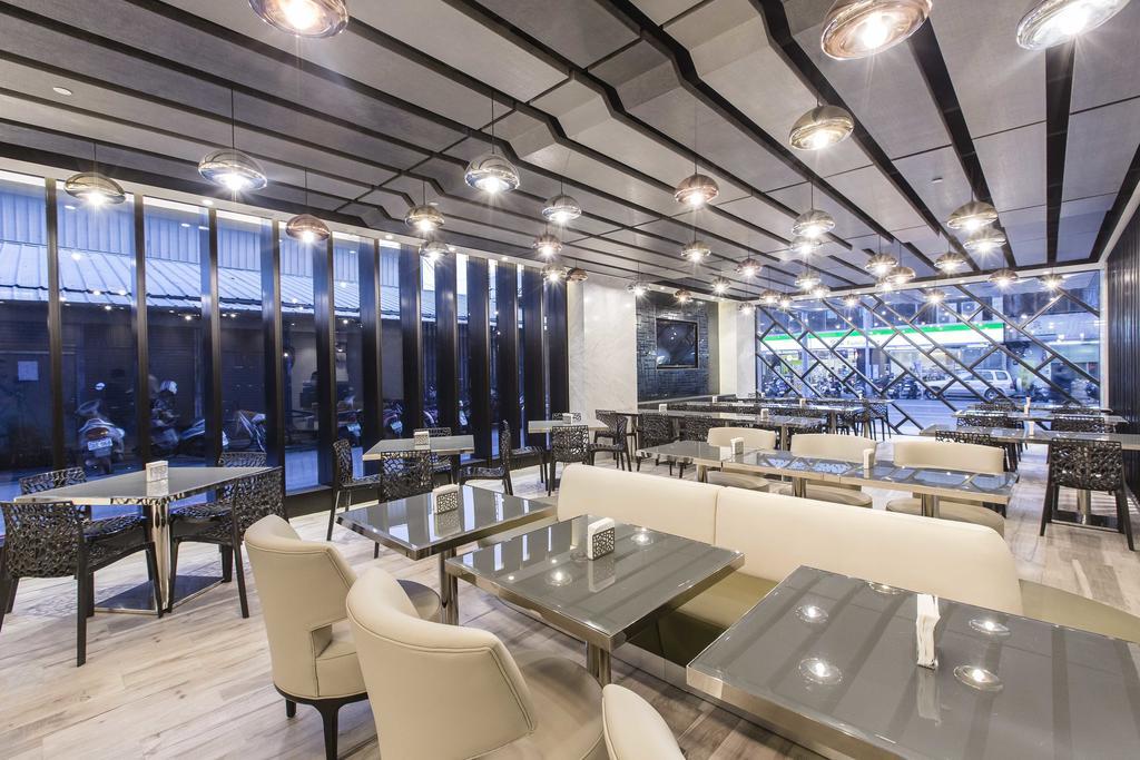 The Cloud Hotel Taichung Exterior photo