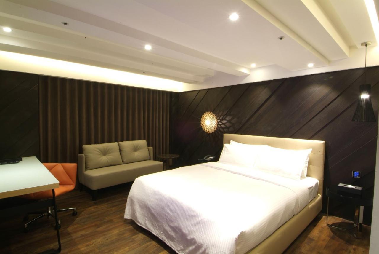 The Cloud Hotel Taichung Exterior photo