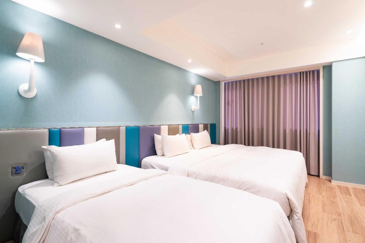 The Cloud Hotel Taichung Exterior photo