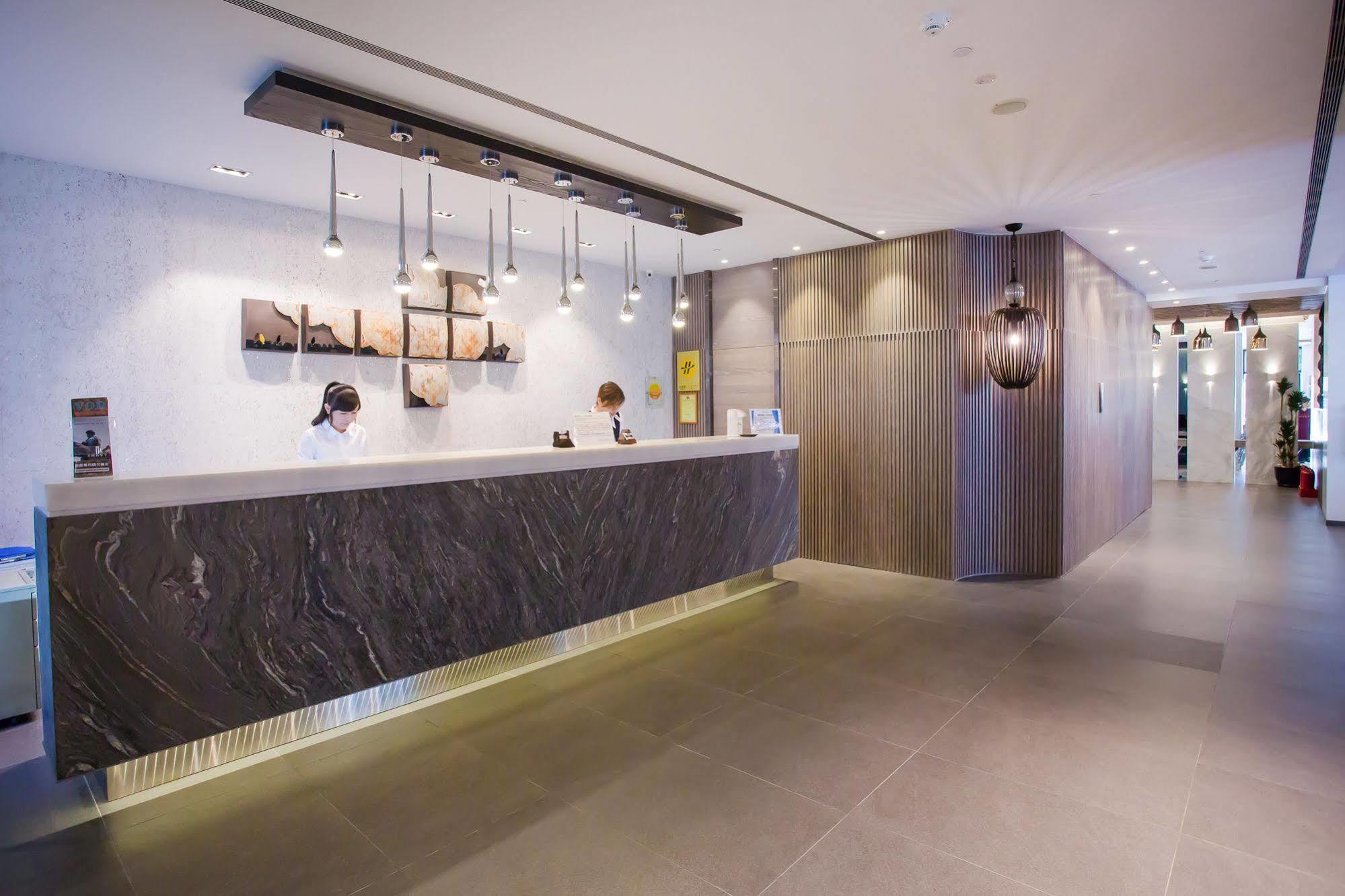 The Cloud Hotel Taichung Exterior photo