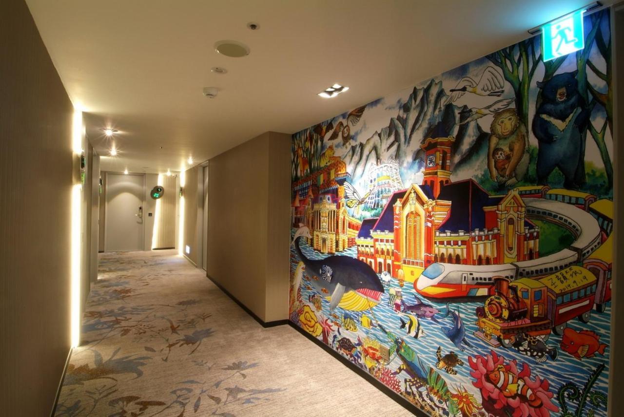 The Cloud Hotel Taichung Exterior photo